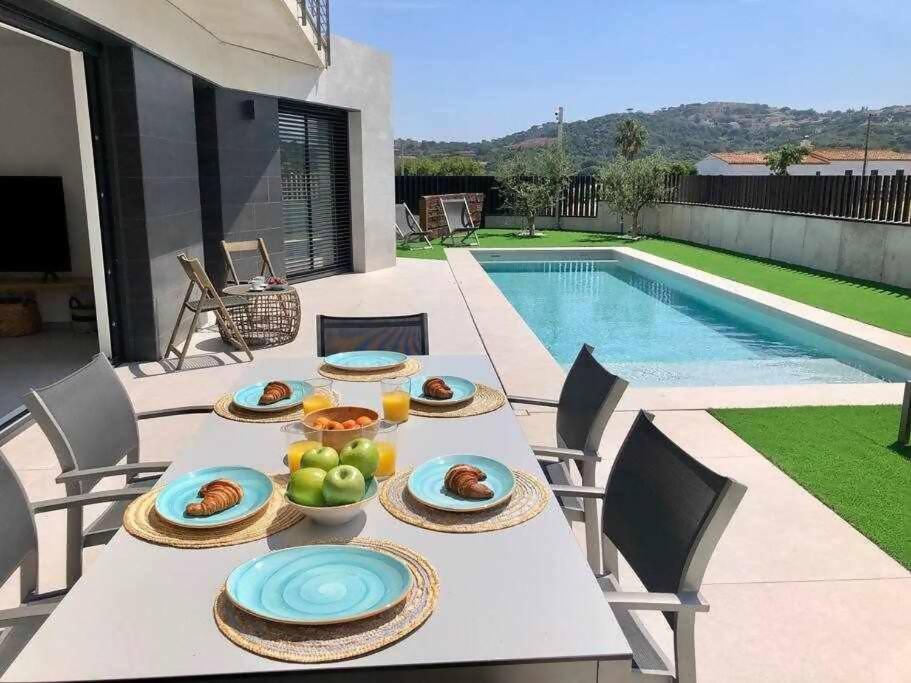 Naramia Sagaro Villa With Poolgarden10 Pax S'Agaro Luaran gambar